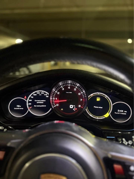 2018 Porsche 971 Panamera - Image 9 of 15