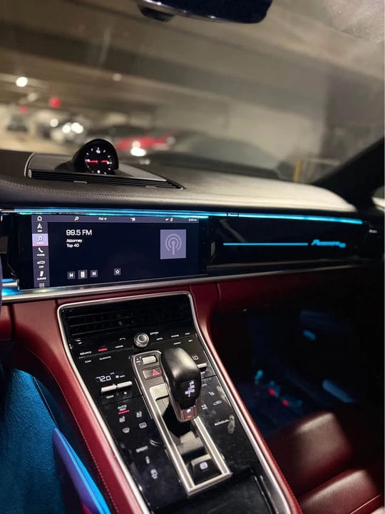 2018 Porsche 971 Panamera - Image 8 of 15