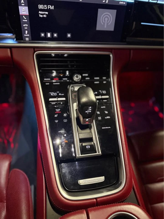 2018 Porsche 971 Panamera - Image 10 of 15