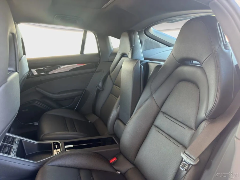 2018 Porsche 971 Panamera - Image 14 of 21