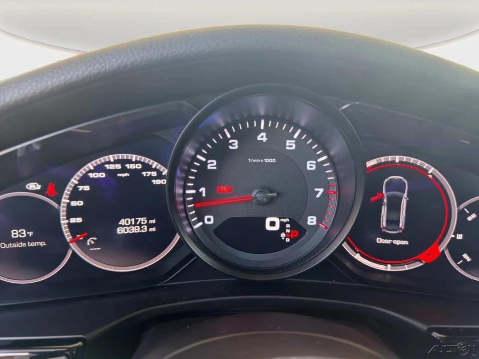 2018 Porsche 971 Panamera - Image 11 of 21
