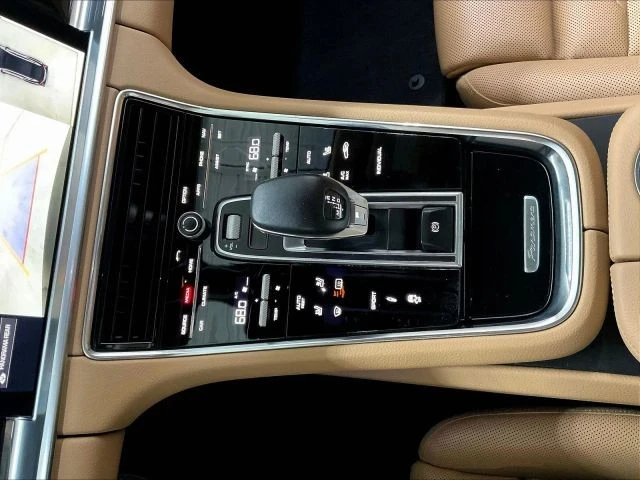 2018 Porsche 971 Panamera - Image 26 of 31