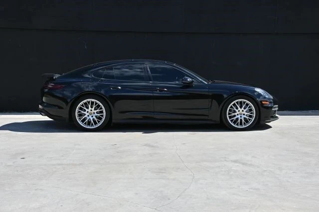 2018 Porsche 971 Panamera - Image 8 of 21