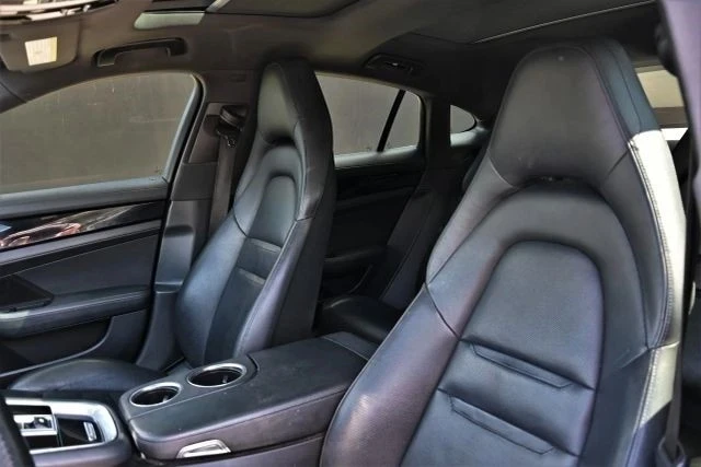 2018 Porsche 971 Panamera - Image 16 of 21