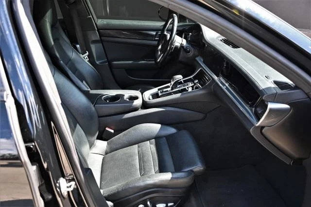 2018 Porsche 971 Panamera - Image 21 of 21