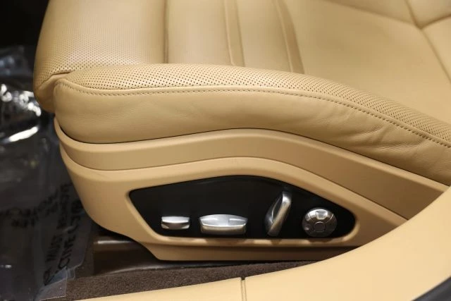 2018 Porsche 971 Panamera - Image 17 of 21