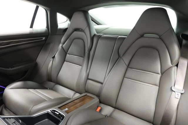 2018 Porsche 971 Panamera - Image 3 of 12
