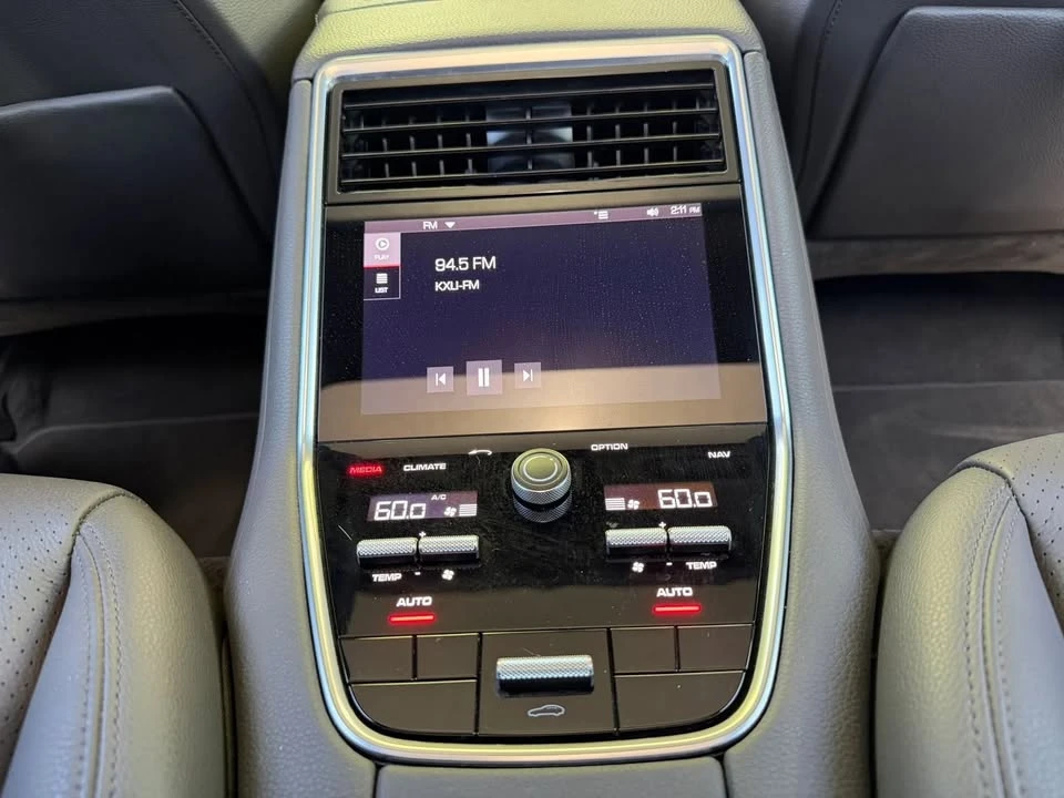 2018 Porsche 971 Panamera - Image 17 of 20