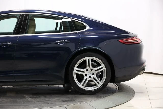 2018 Porsche 971 Panamera - Image 10 of 12