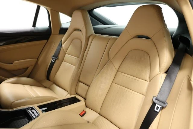 2018 Porsche 971 Panamera - Image 4 of 12