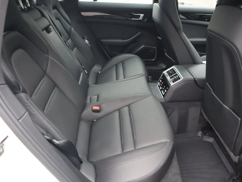 2018 Porsche 971 Panamera - Image 7 of 7