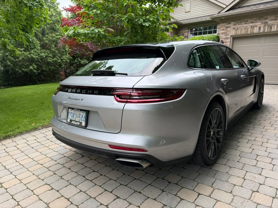 2018 Porsche 971 Panamera Sport Turismo - Image 11 of 31