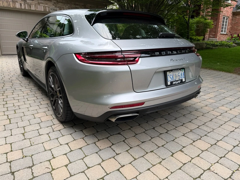 2018 Porsche 971 Panamera Sport Turismo - Image 9 of 31