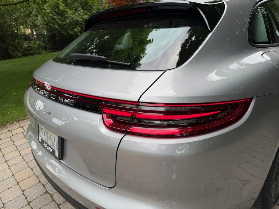 2018 Porsche 971 Panamera Sport Turismo - Image 25 of 31