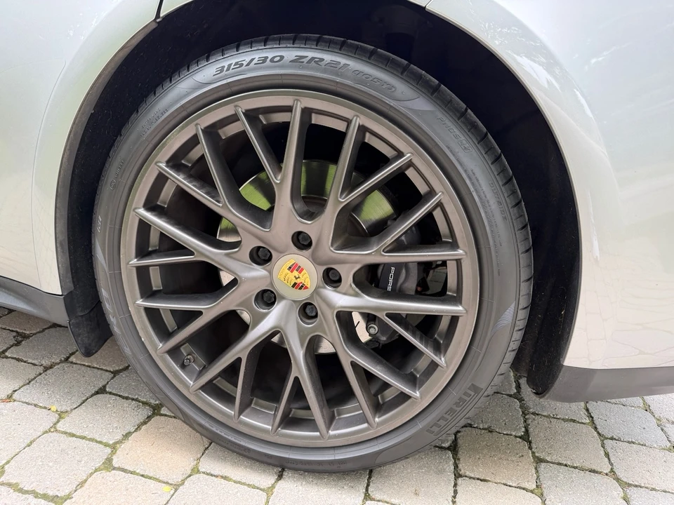 2018 Porsche 971 Panamera Sport Turismo - Image 31 of 31