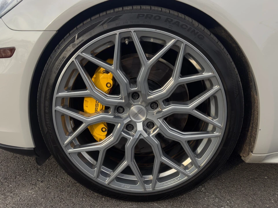 2018 Porsche 971 Panamera - Image 11 of 12