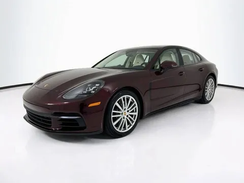 2018 Porsche Panamera 4
