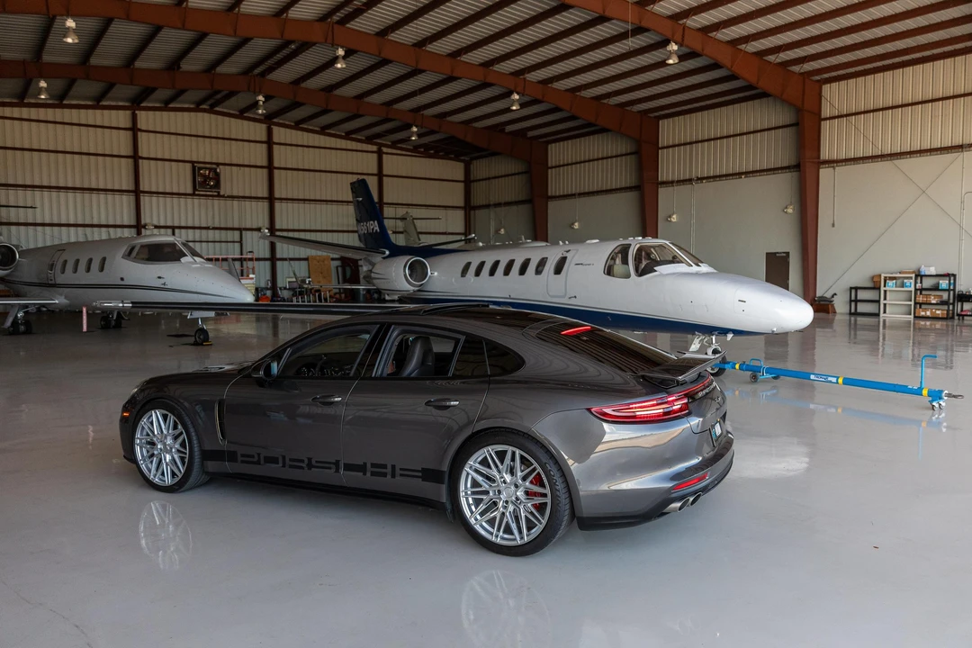 2018 Porsche 971 Panamera - Image 23 of 31