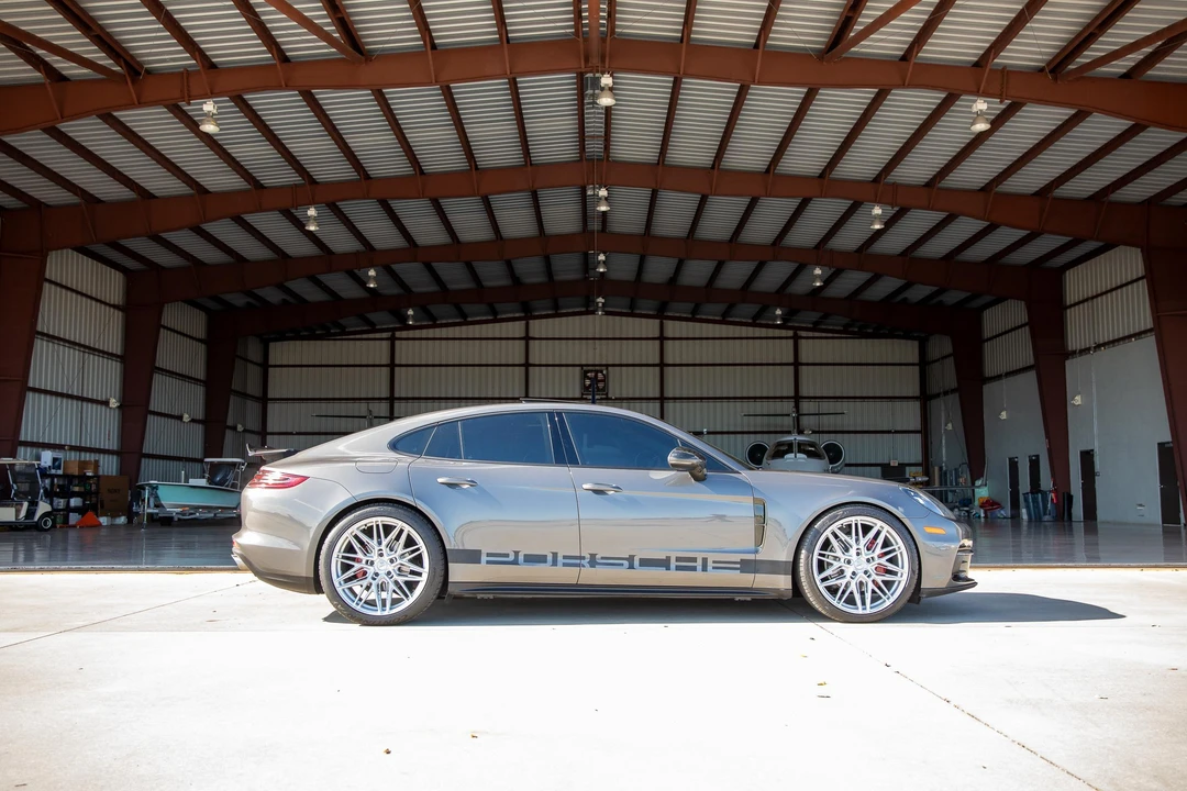 2018 Porsche 971 Panamera - Image 14 of 31