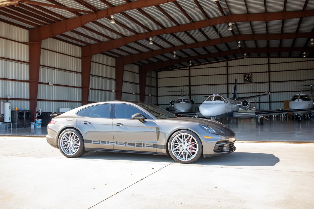 2018 Porsche 971 Panamera - Image 15 of 31