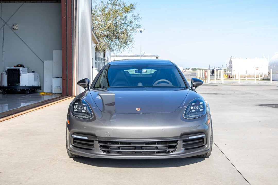 2018 Porsche 971 Panamera - Image 6 of 31