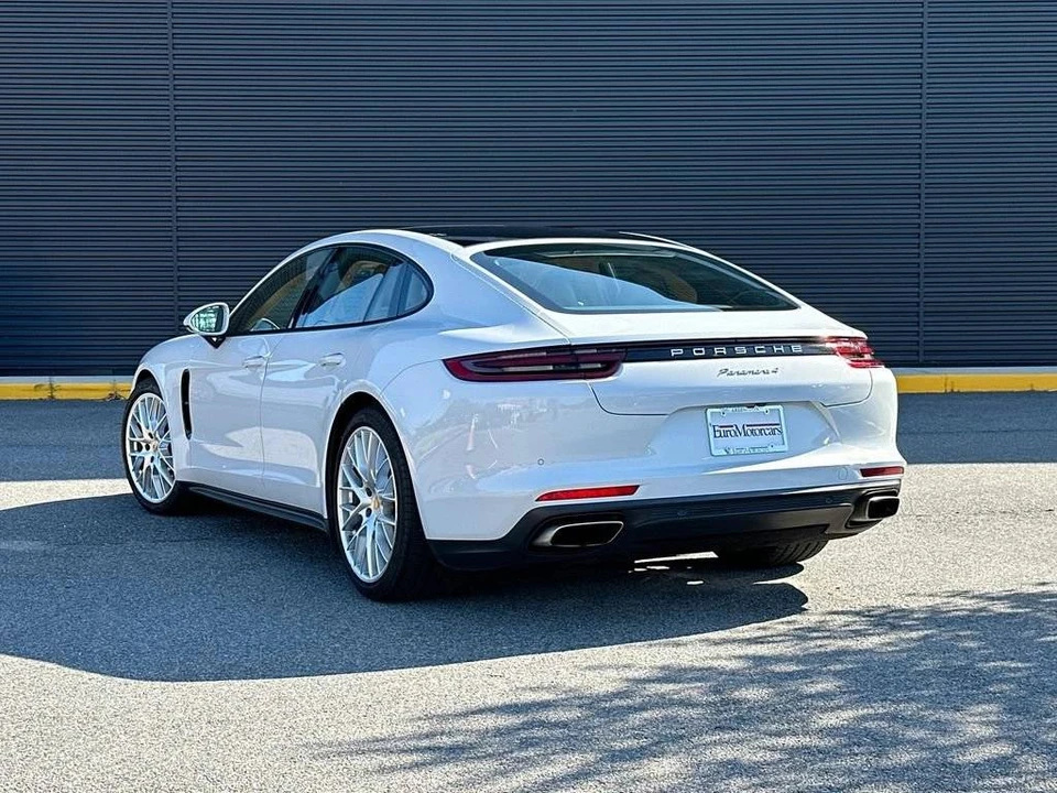 2018 Porsche 971 Panamera - Image 3 of 4