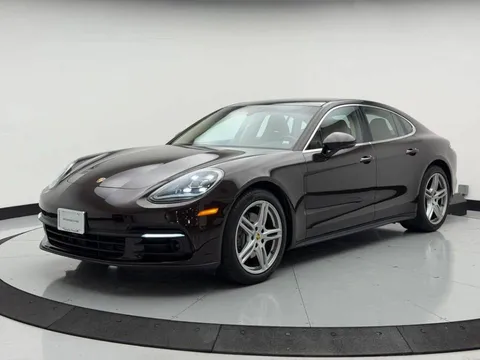 2018 Porsche Panamera 4