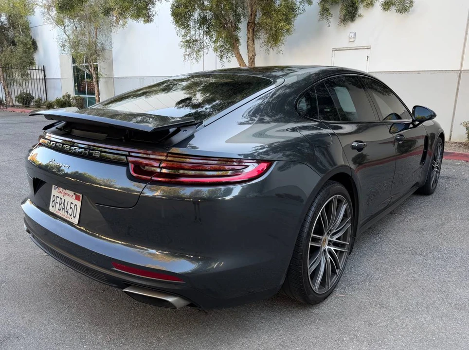 2018 Porsche 971 Panamera - Image 17 of 18