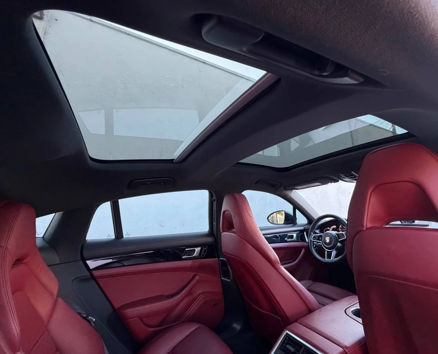 2018 Porsche 971 Panamera - Image 12 of 18