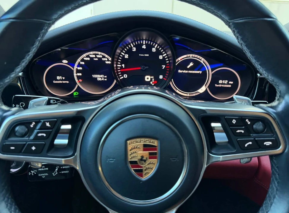 2018 Porsche 971 Panamera - Image 9 of 18
