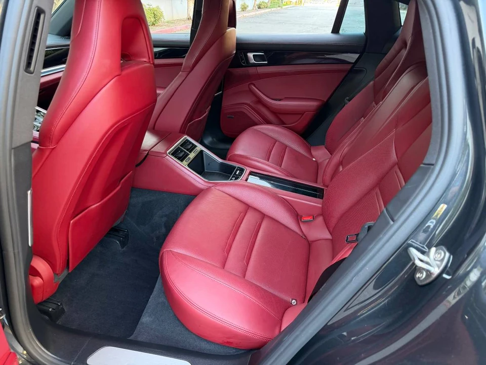 2018 Porsche 971 Panamera - Image 4 of 18