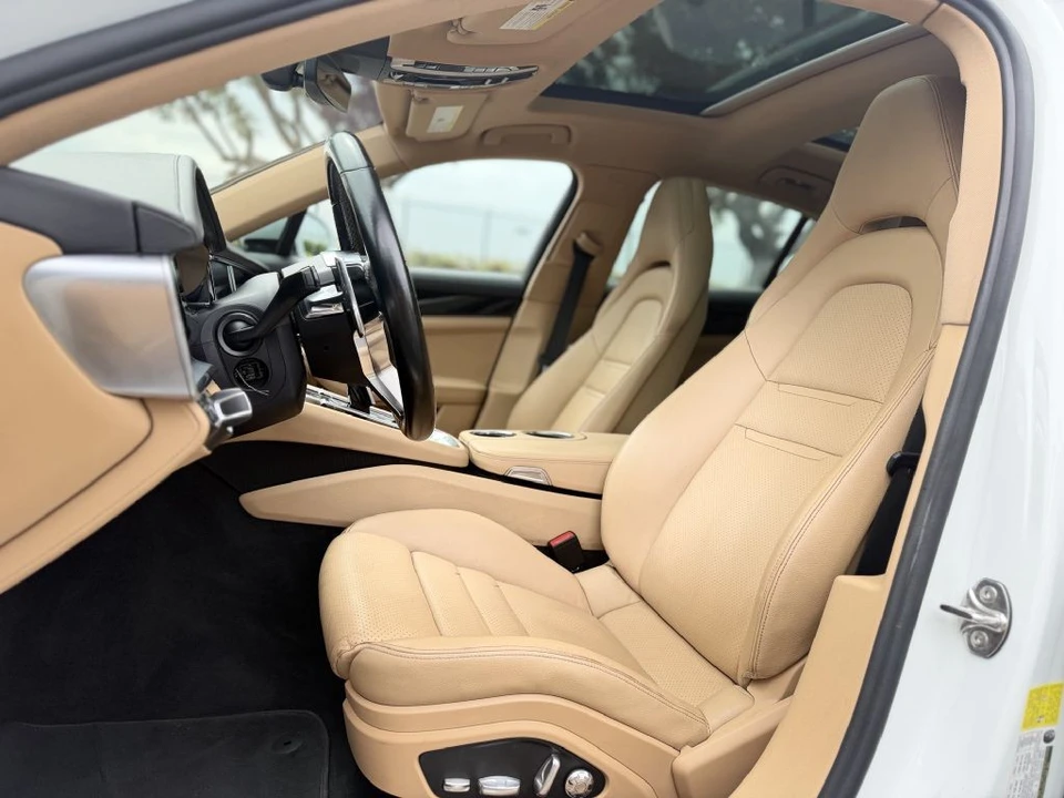 2018 Porsche 971 Panamera - Image 14 of 25