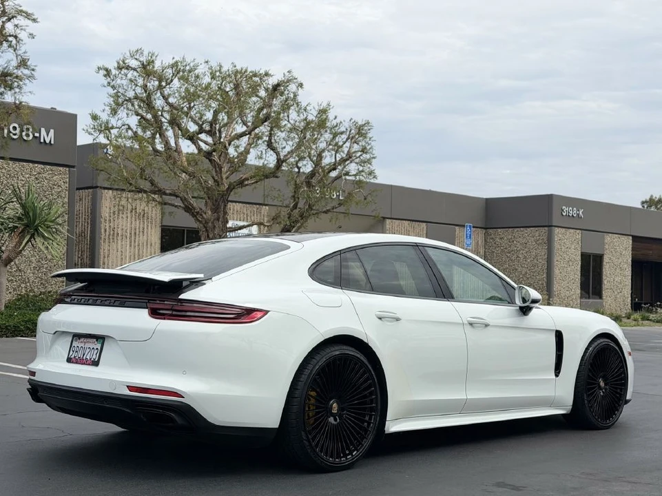 2018 Porsche 971 Panamera - Image 6 of 25