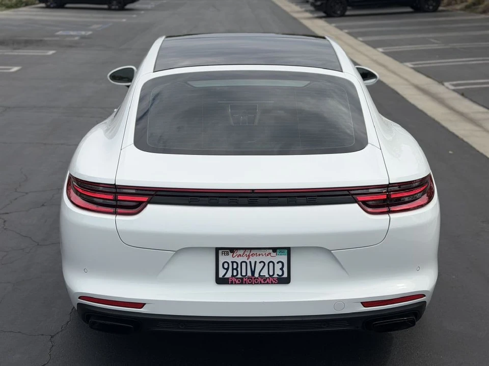 2018 Porsche 971 Panamera - Image 9 of 25