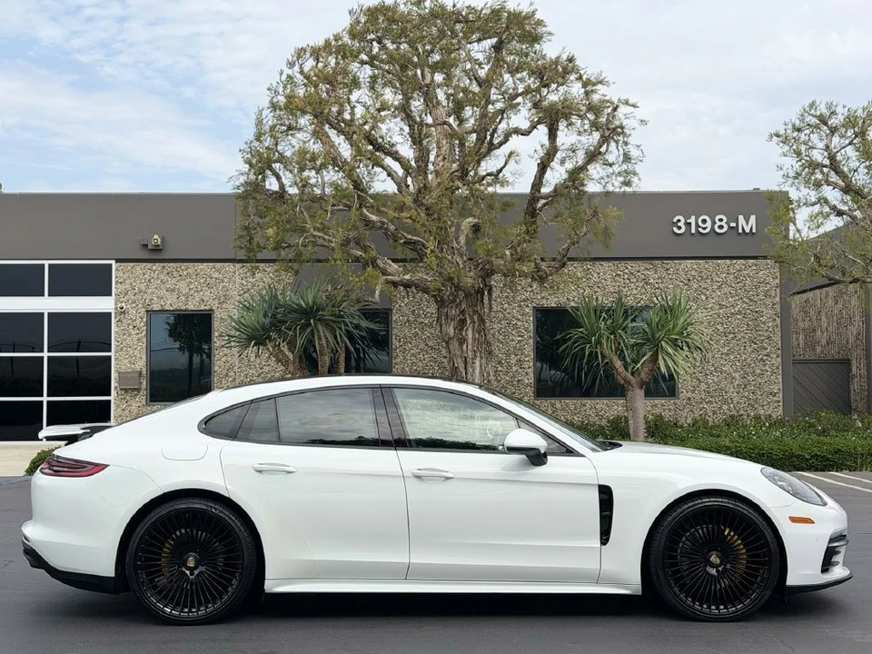 2018 Porsche 971 Panamera - Image 5 of 25