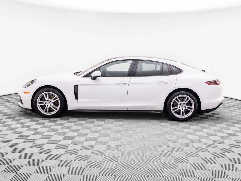 2018 Porsche 971 Panamera - Image 2 of 5