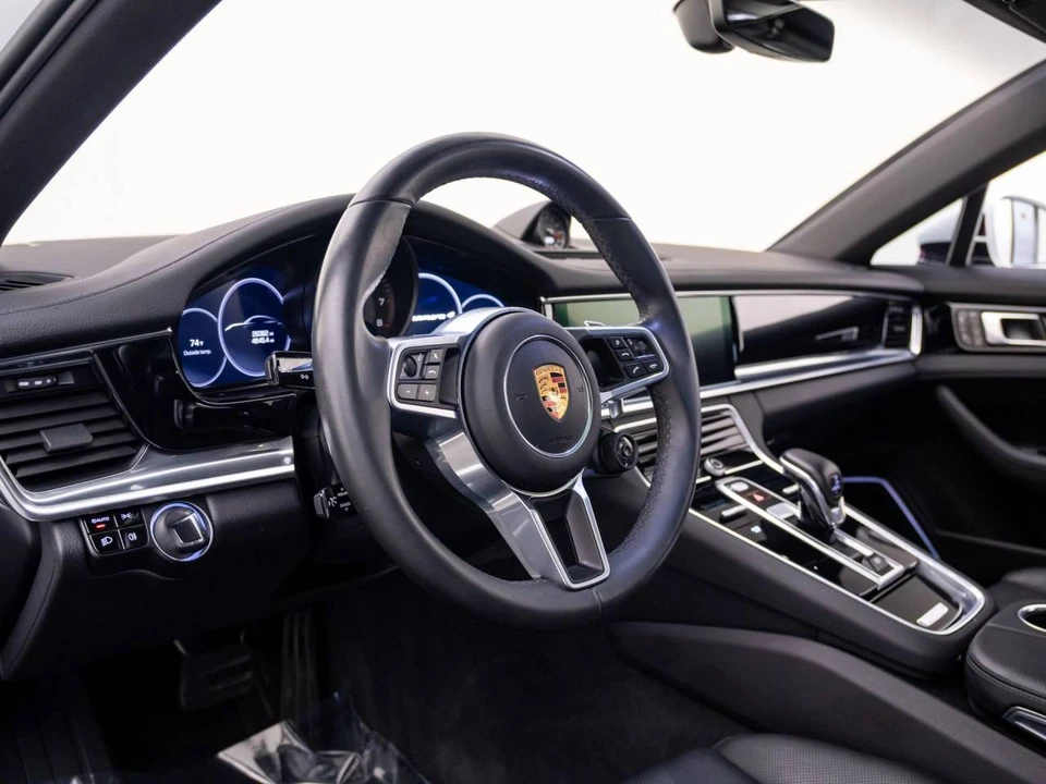 2018 Porsche 971 Panamera - Image 4 of 5