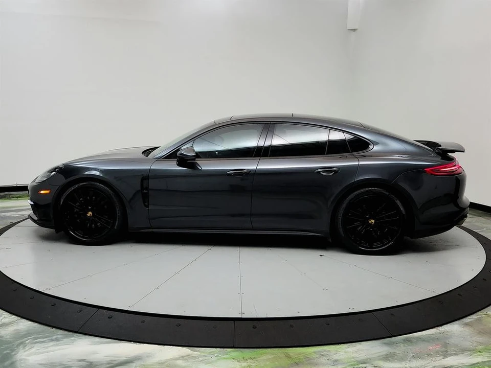 2018 Porsche 971 Panamera - Image 8 of 12