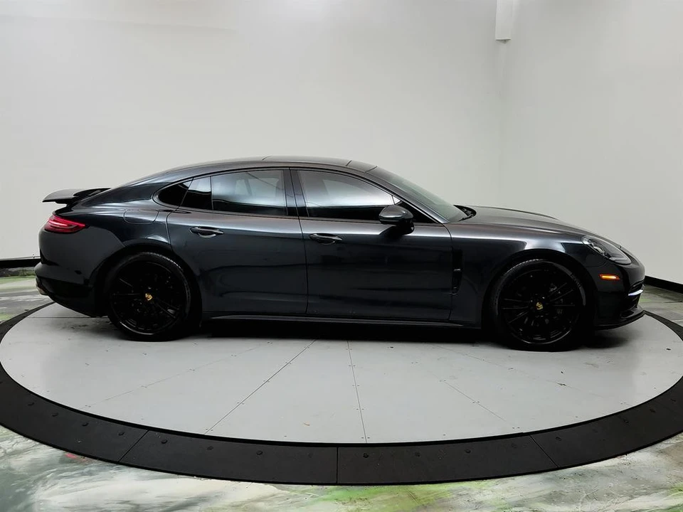 2018 Porsche 971 Panamera - Image 4 of 12
