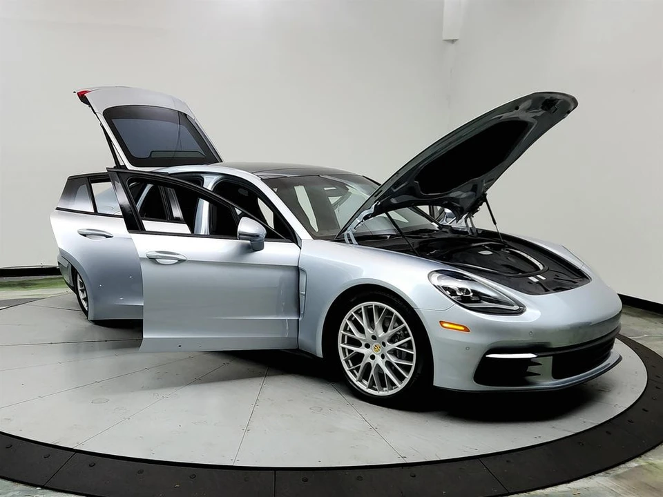 2018 Porsche 971 Panamera - Image 10 of 12
