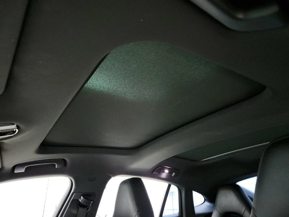 2018 Porsche 971 Panamera - Image 15 of 21