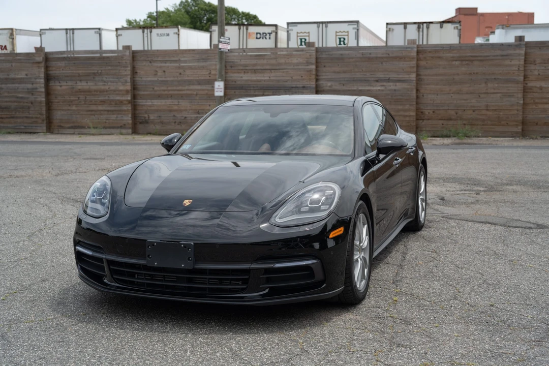 2018 Porsche 971 Panamera - Image 9 of 31