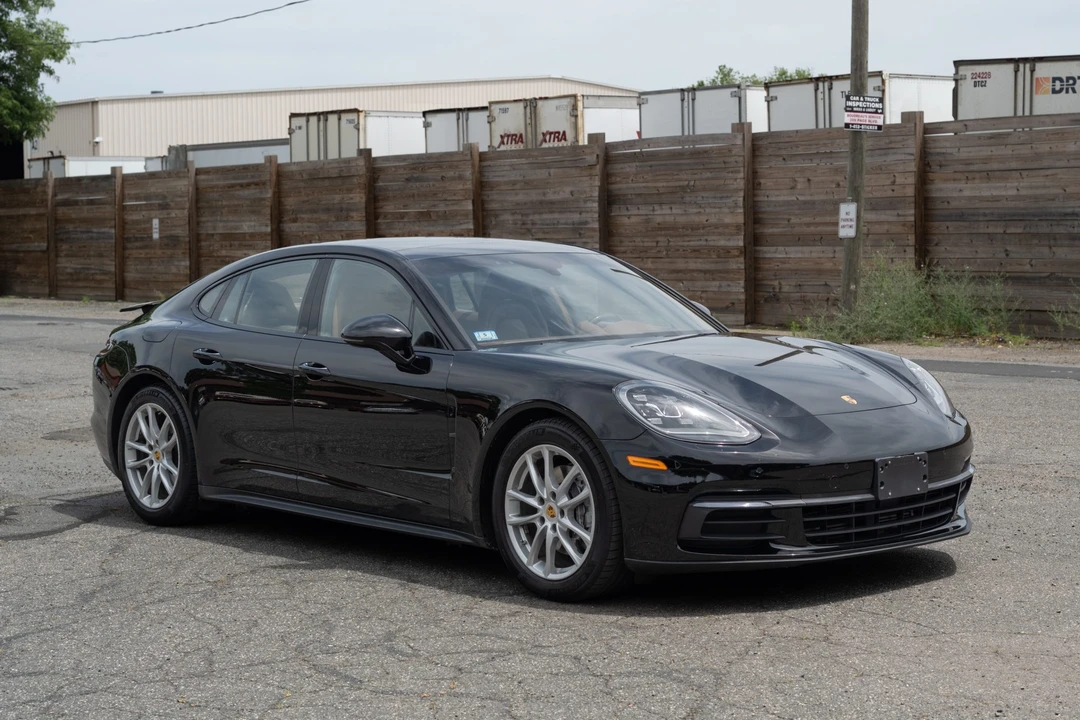 2018 Porsche 971 Panamera - Image 12 of 31