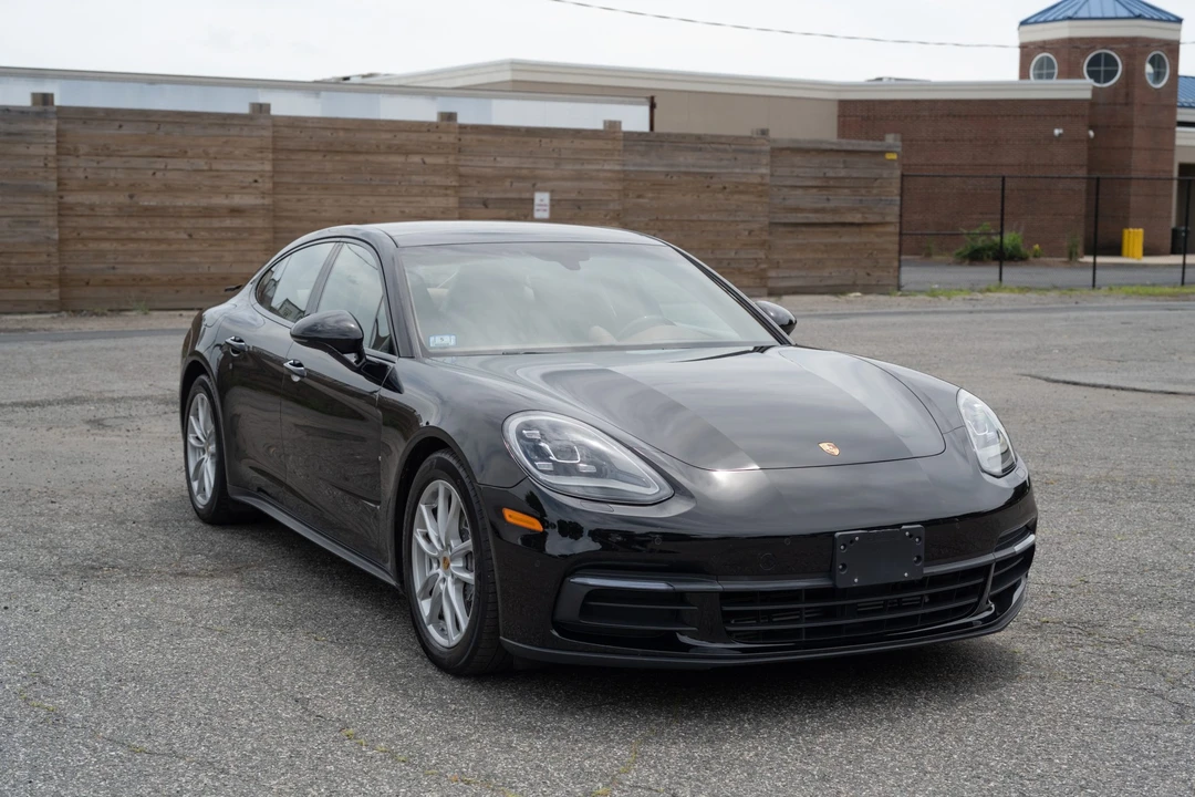 2018 Porsche 971 Panamera - Image 11 of 31