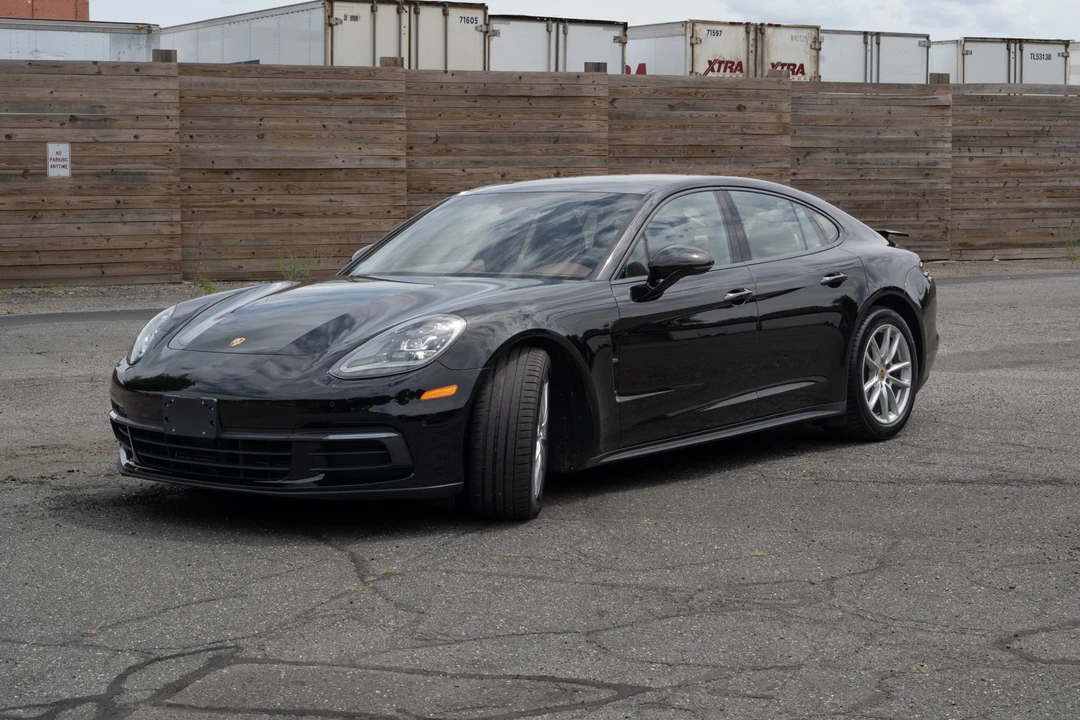 2018 Porsche 971 Panamera - Image 4 of 31