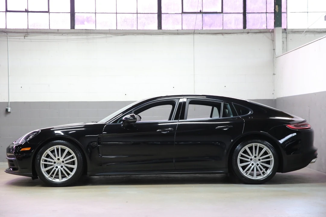 2018 Porsche 971 Panamera - Image 2 of 31