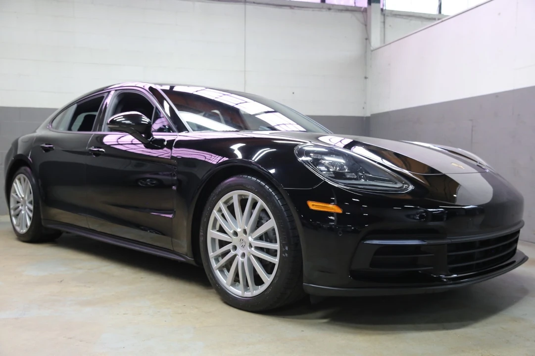 2018 Porsche 971 Panamera - Image 25 of 31