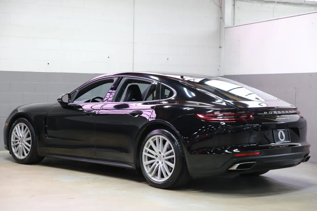 2018 Porsche 971 Panamera - Image 14 of 31