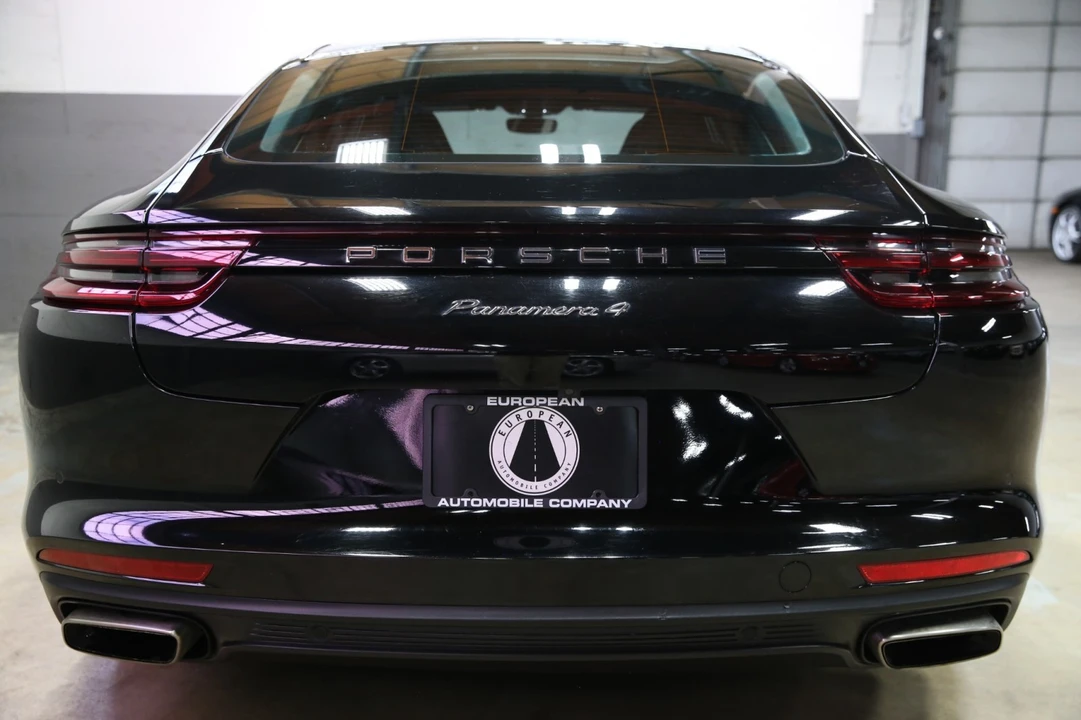2018 Porsche 971 Panamera - Image 26 of 31