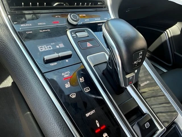 2018 Porsche 971 Panamera - Image 18 of 20